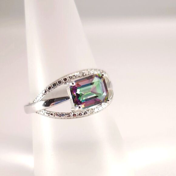 Mystic Gemstone Ring 1.3 Carats SIZE 7-3/4 - Picture 1 of 6